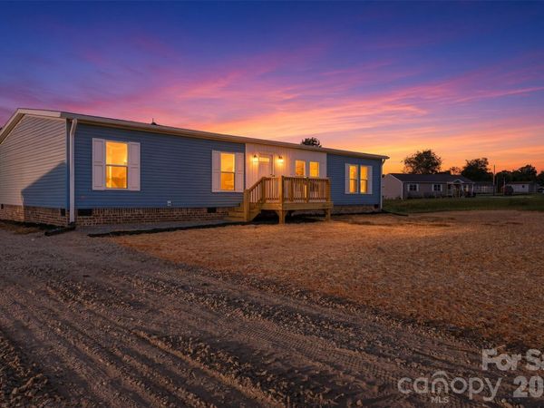 130 Speaks Road , Olin, NC 28660