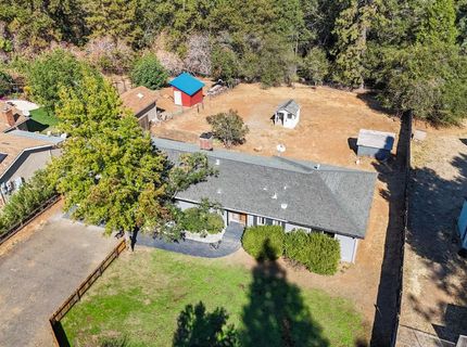 9322-9318 Mosquito Rd, Placerville, CA 95667 Photo