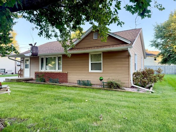 1101 4H Road , Ottawa, IL 61350