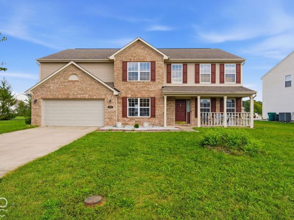 1881 Wynnewood Lane , Avon, IN 46123