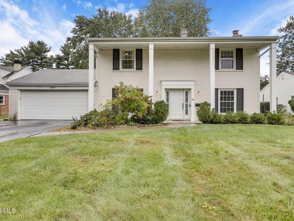 5959 Granville Drive , Sylvania, OH 43560