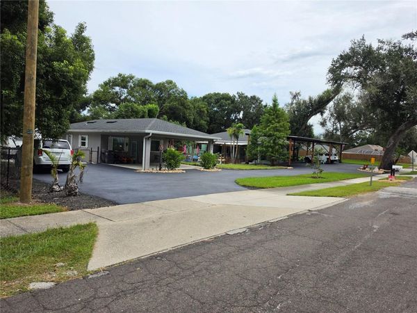 390 HENDERSON AVENUE , SEFFNER, FL 33584