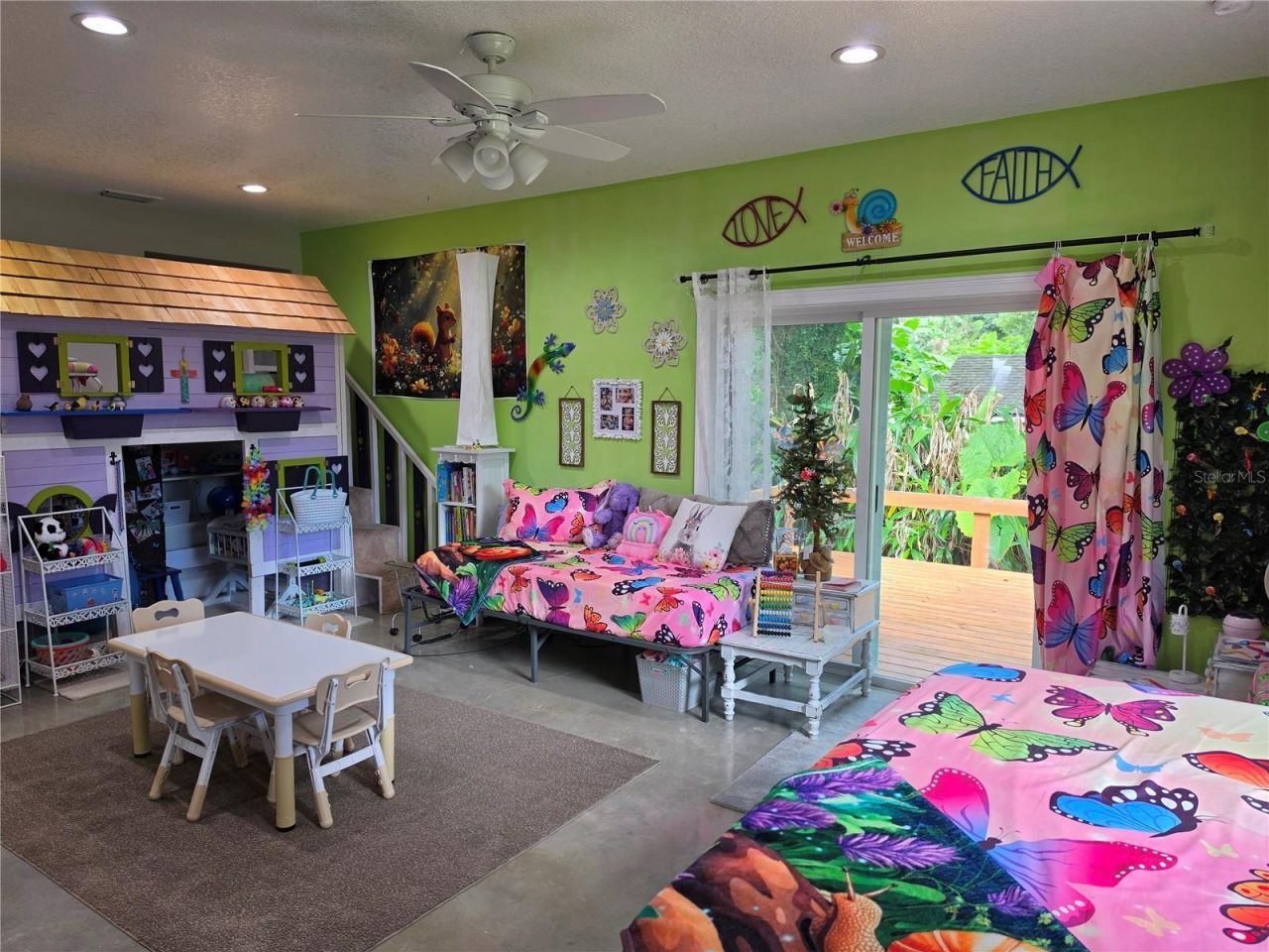 390 Henderson Avenue , Seffner, FL 33584 Photo
