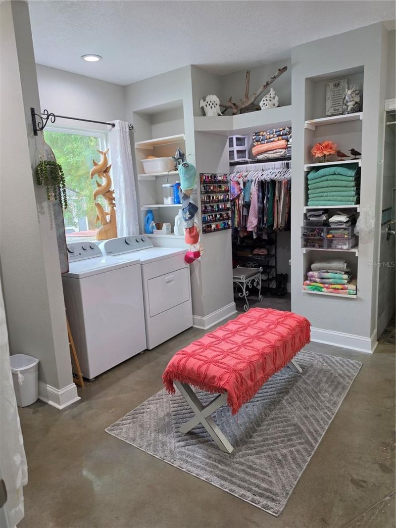390 Henderson Avenue , Seffner, FL 33584 Photo