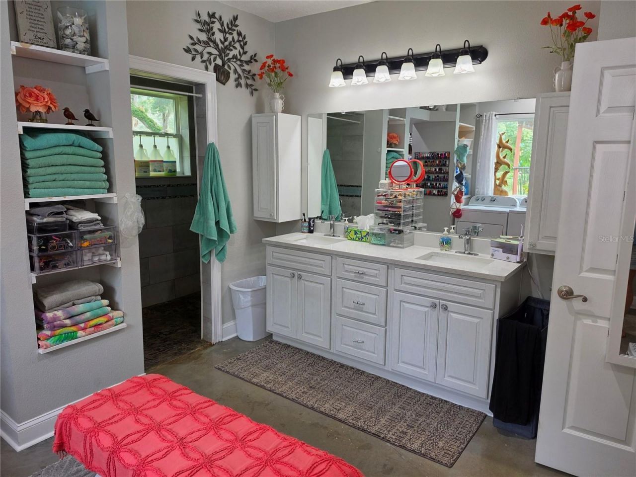 390 Henderson Avenue , Seffner, FL 33584 Photo
