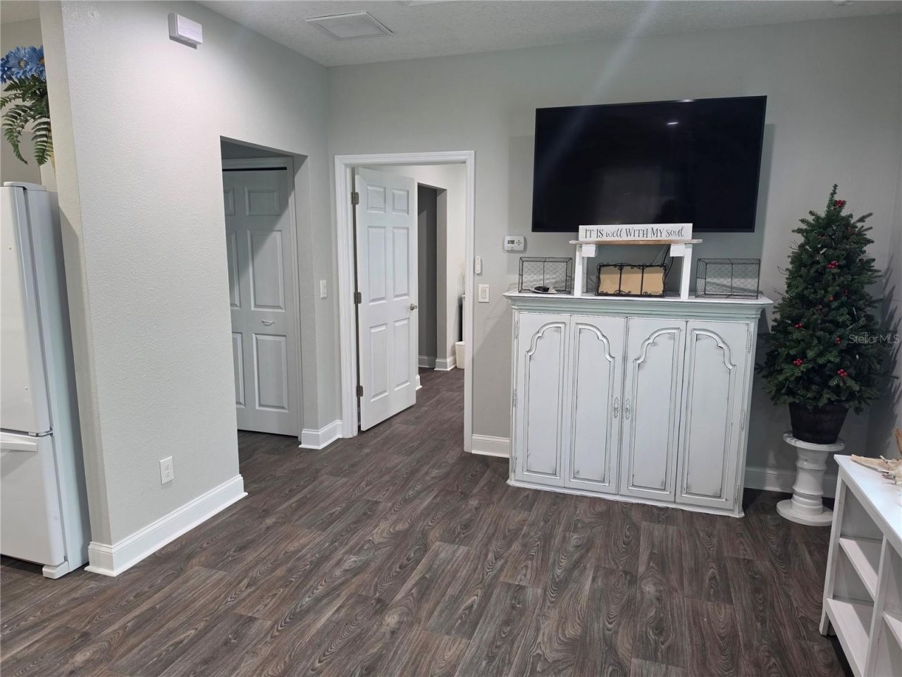 390 Henderson Avenue , Seffner, FL 33584 Photo