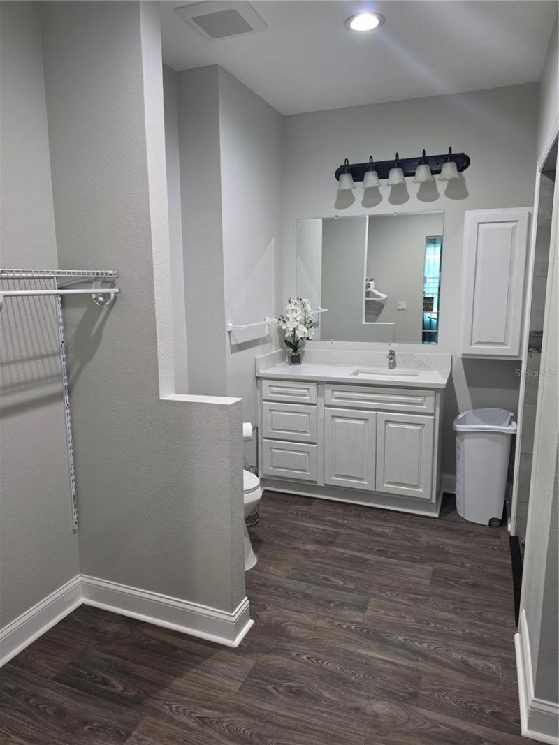 390 Henderson Avenue , Seffner, FL 33584 Photo