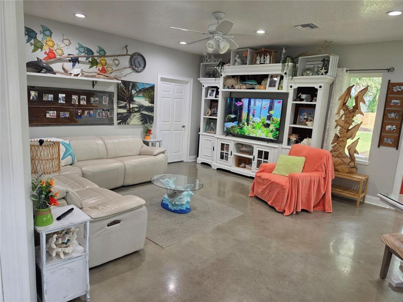 390 Henderson Avenue , Seffner, FL 33584 Photo