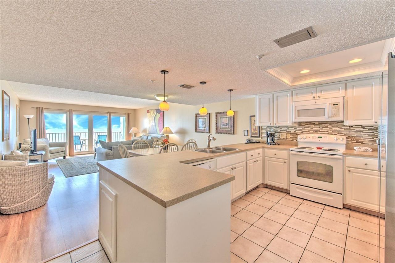 17200 Gulf Boulevard , Unit 408, North Redington Beach, FL 33708 Photo
