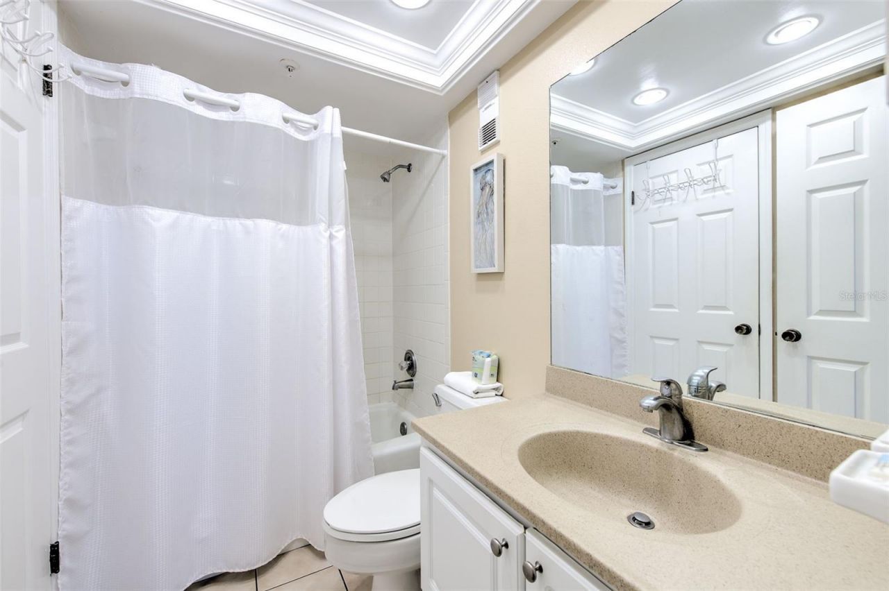 17200 Gulf Boulevard , Unit 408, North Redington Beach, FL 33708 Photo