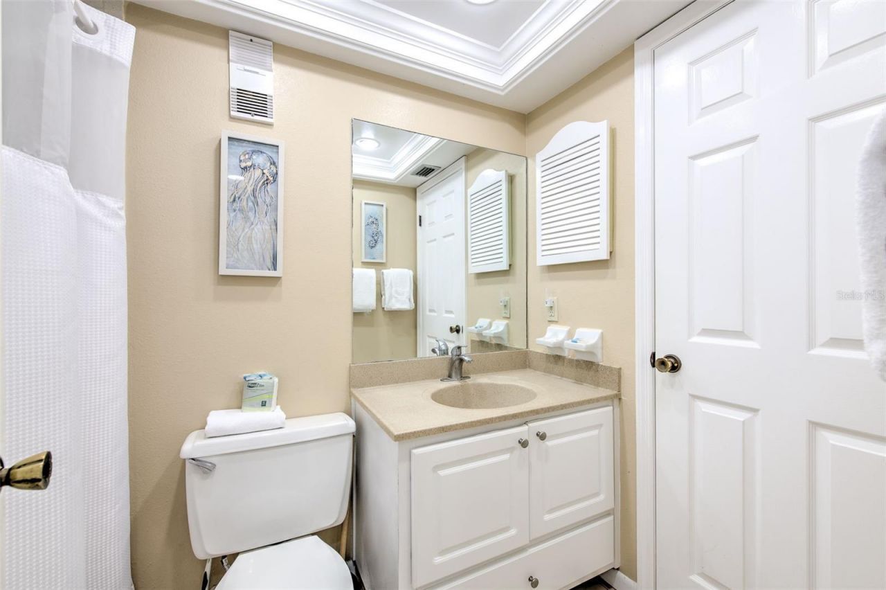 17200 Gulf Boulevard , Unit 408, North Redington Beach, FL 33708 Photo