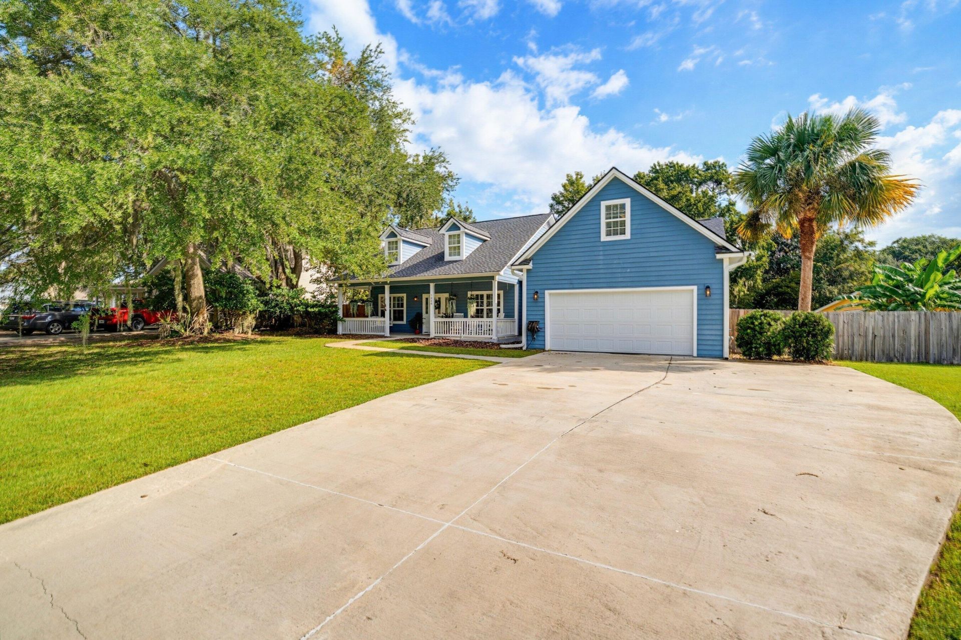 1040 Otter Circle Photo 2