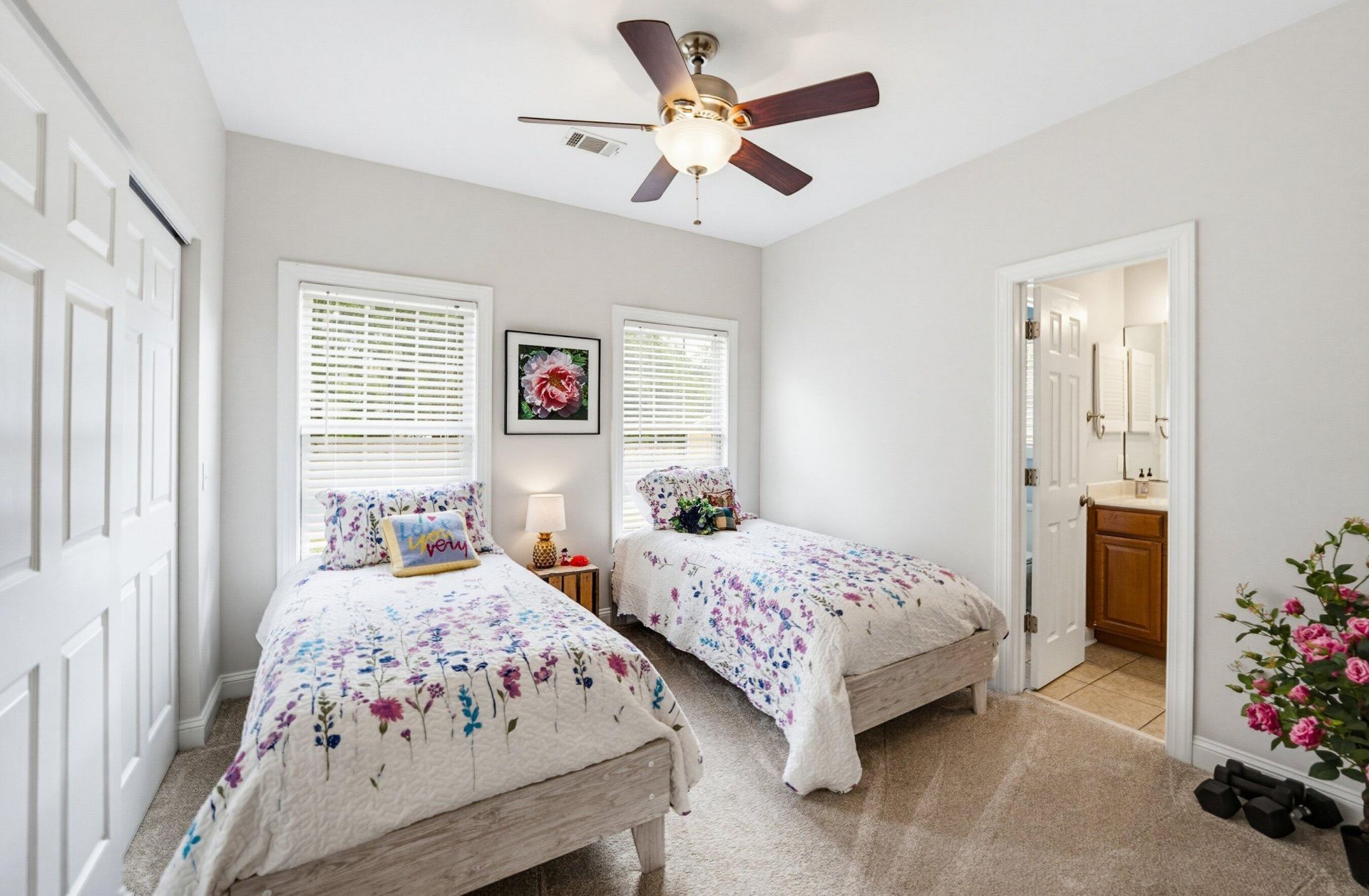 1040 Otter Circle Photo 31