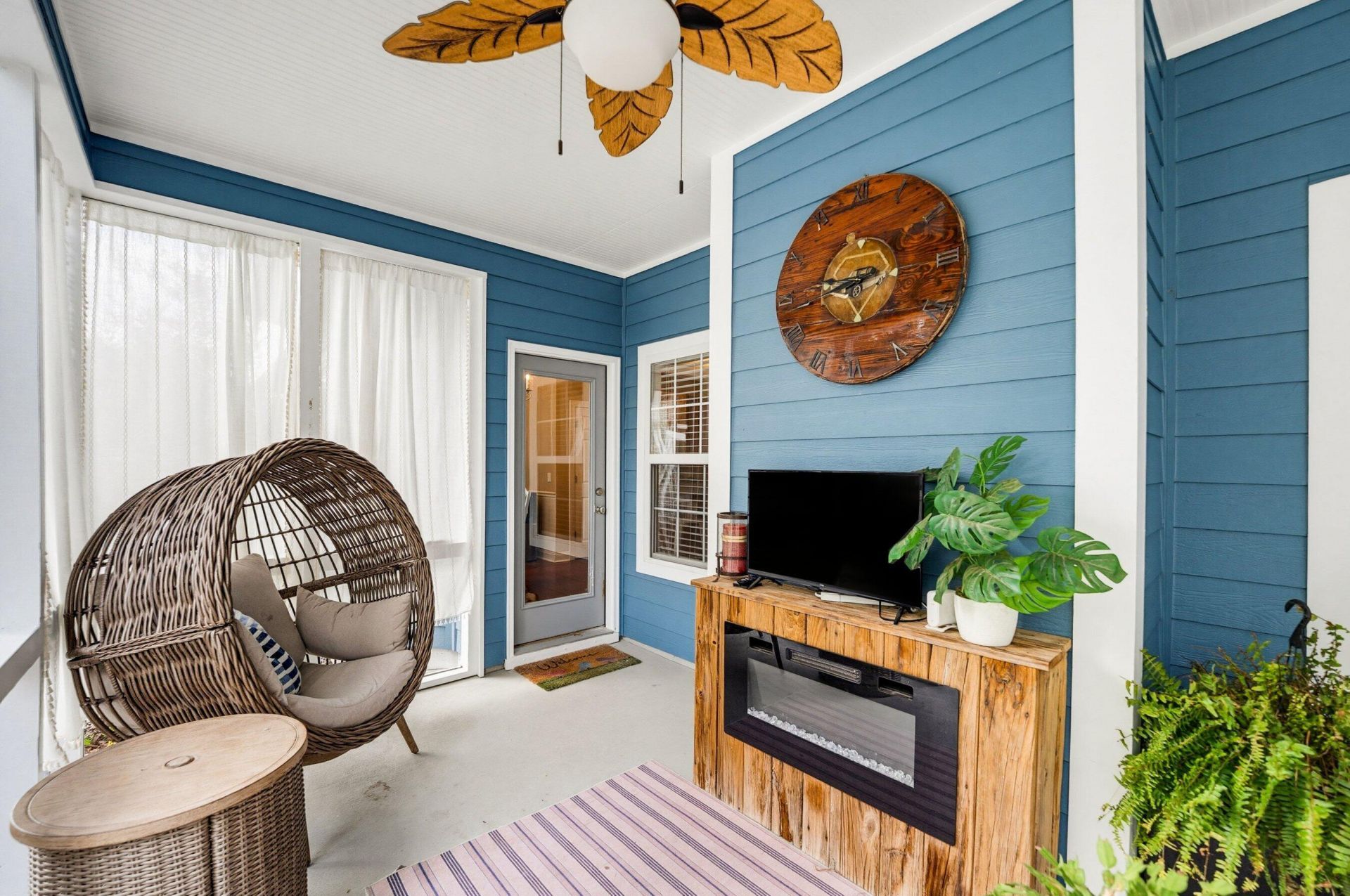 1040 Otter Circle Photo 43