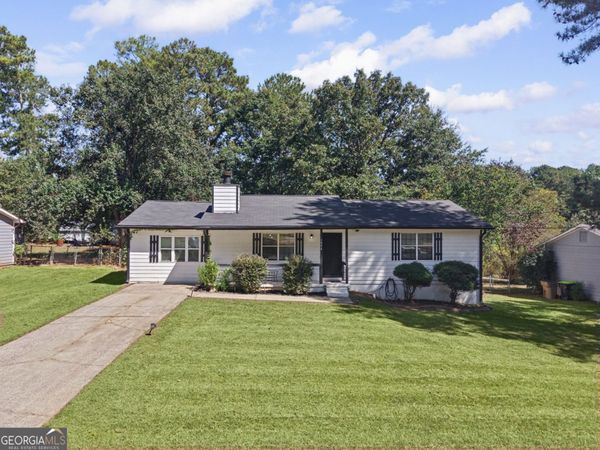 1096 Greendale Lane, Jonesboro, GA 30238
