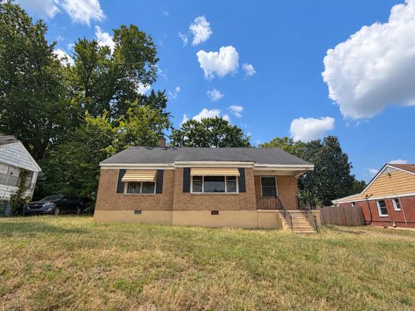 1047 W SHANKMAN CIR, Memphis, TN 38108