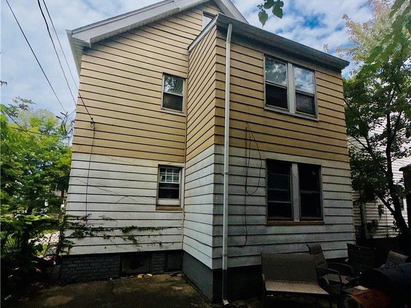 826 Wayside Road, Cleveland, OH 44110 Photo 4