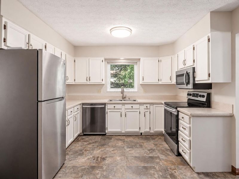 625 Heritage Boulevard, Delaware, OH 43015 Photo 25