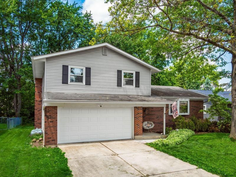 625 Heritage Boulevard, Delaware, OH 43015 Photo 3