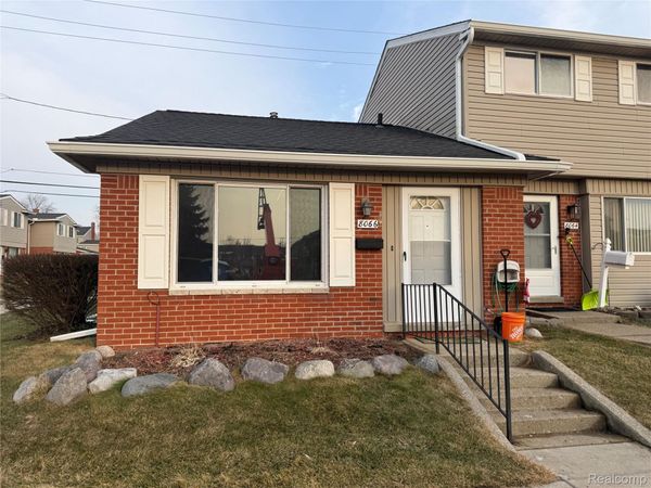 8066 Coventry Street , Westland, Mi 48185