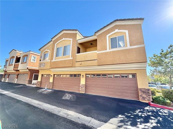 9303 Gilcrease Avenue, Unit 1061, Las Vegas, NV 89149