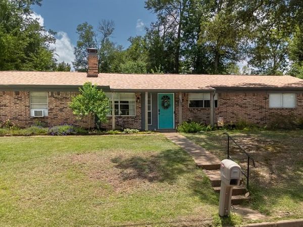 225 Powell Drive , Tyler, TX 75703