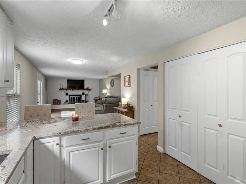 7341 Rustic Woods Drive, Dayton, OH 45424 Photo 16