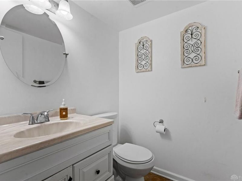 7341 Rustic Woods Drive, Dayton, OH 45424 Photo 23