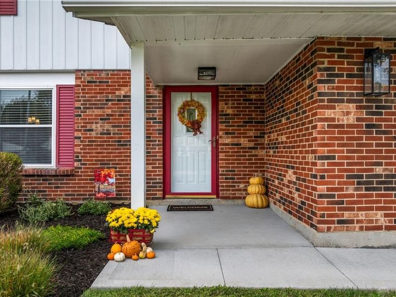 7341 Rustic Woods Drive, Dayton, OH 45424 Photo 6