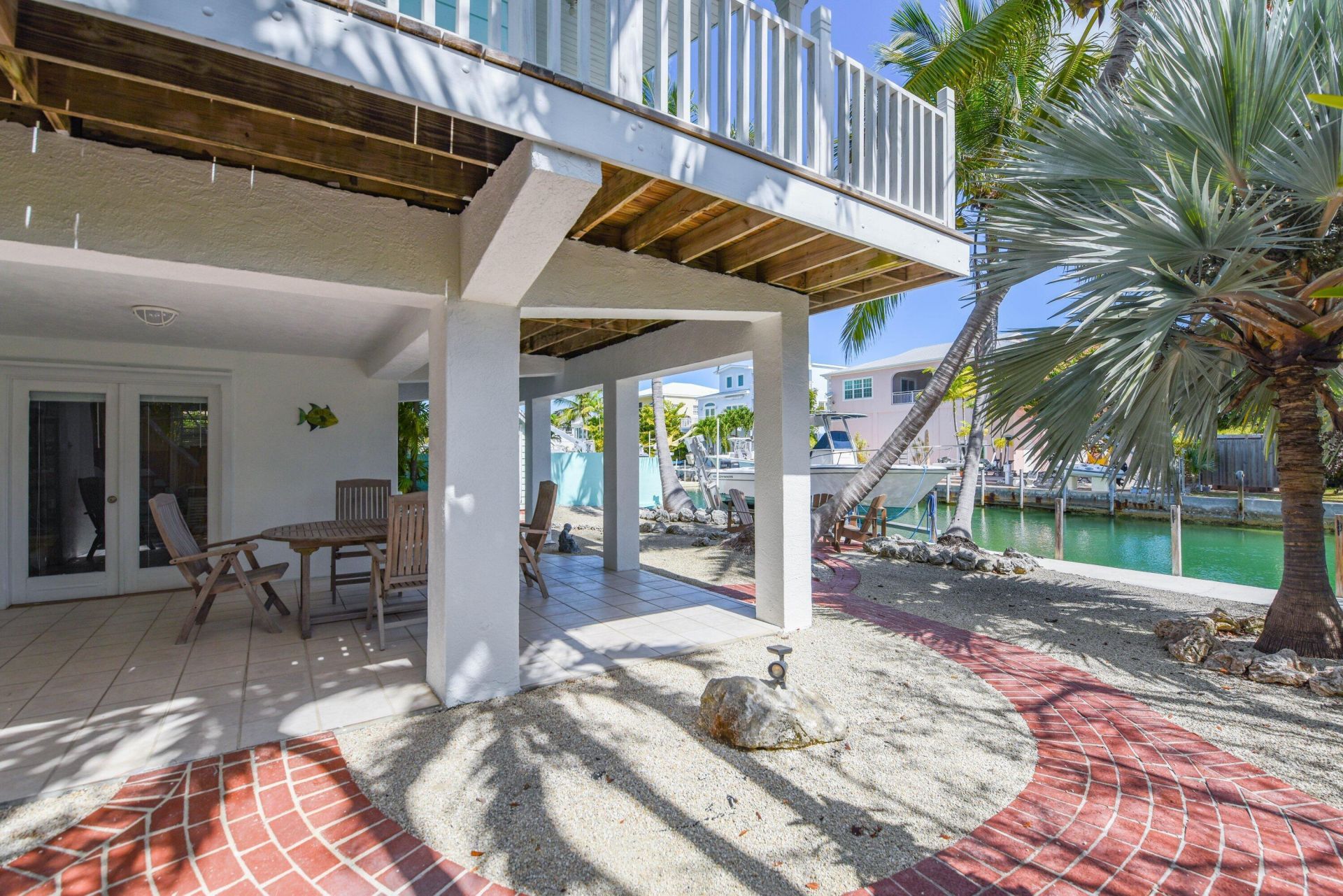 667 E Caribbean Drive, Summerland Key, FL 33042 Photo