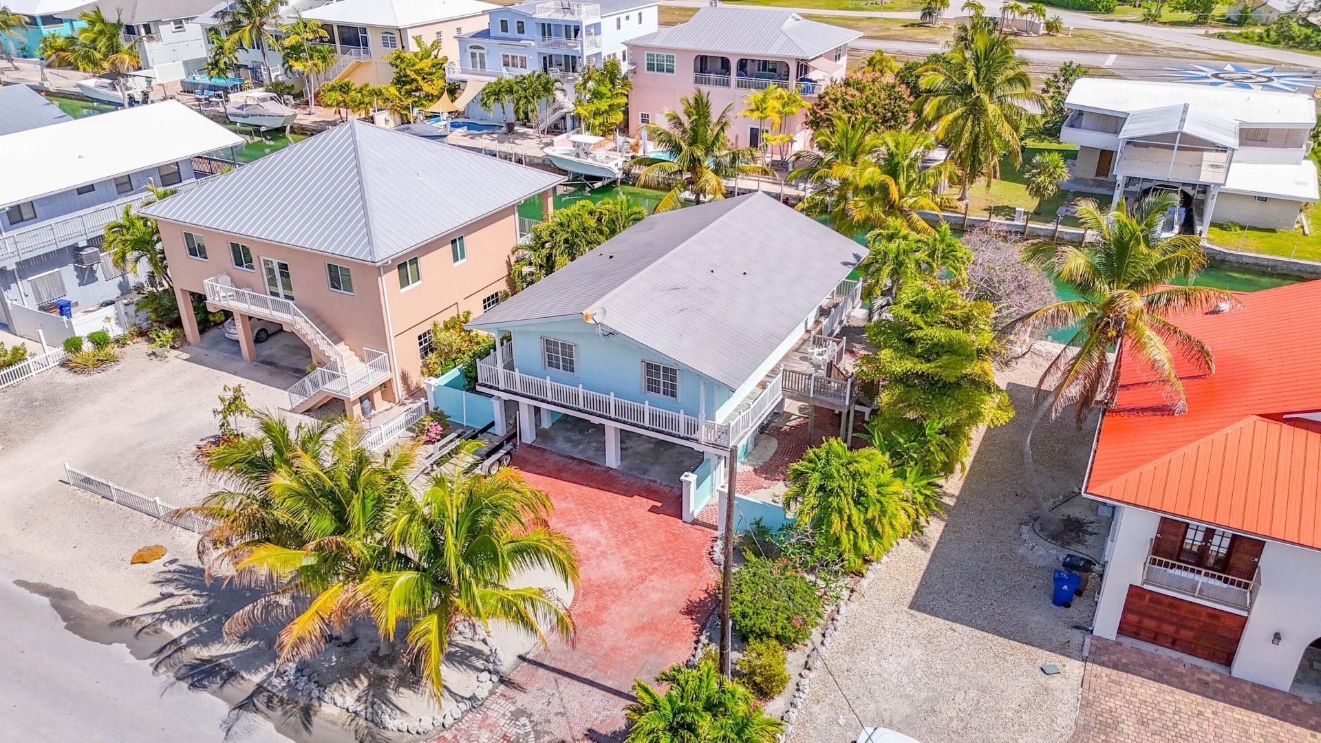 667 E Caribbean Drive, Summerland Key, FL 33042 Photo