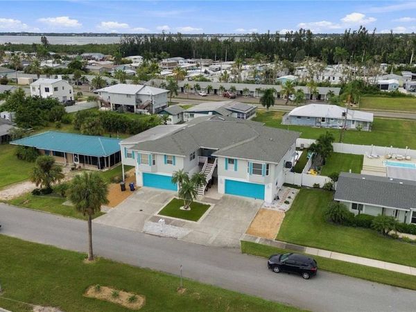 3711 118TH STREET W, BRADENTON, FL 34210