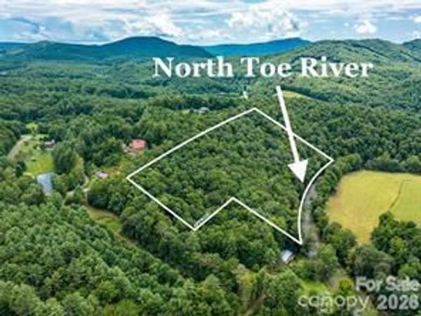 000 Davenport Road , Spruce Pine, NC 28777