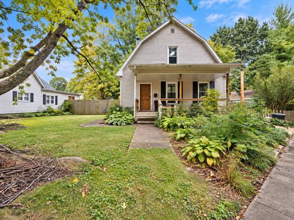 303 S Johnson Avenue , Urbana, IL 61801