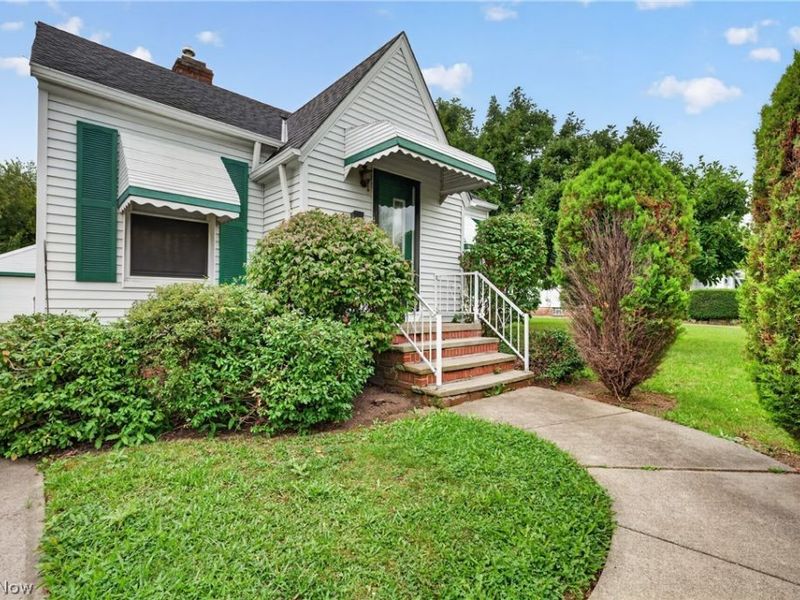 13113 Saint James Avenue, Cleveland, OH 44135 Photo 1