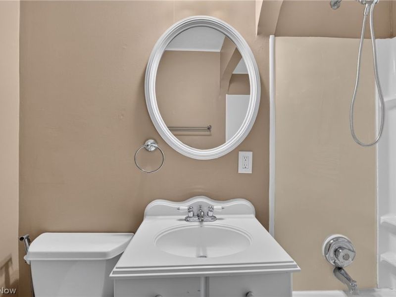 13113 Saint James Avenue, Cleveland, OH 44135 Photo 12
