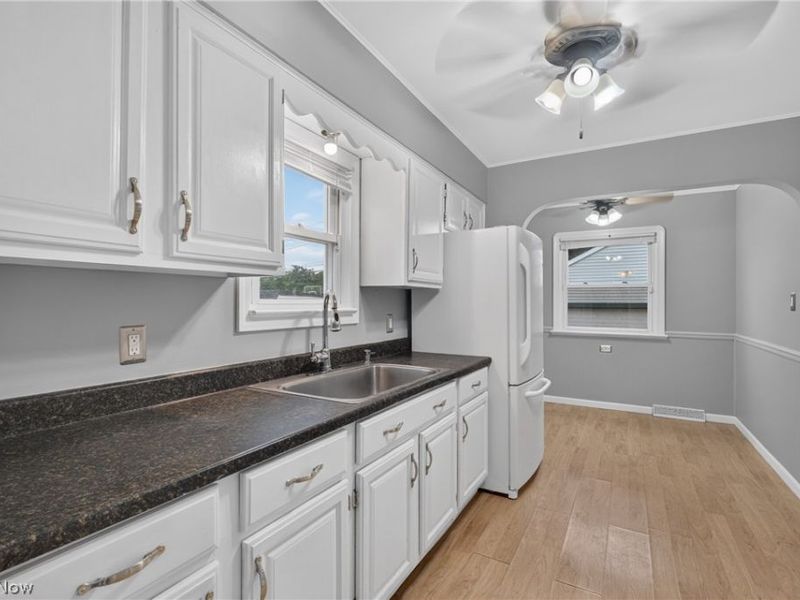 13113 Saint James Avenue, Cleveland, OH 44135 Photo 18