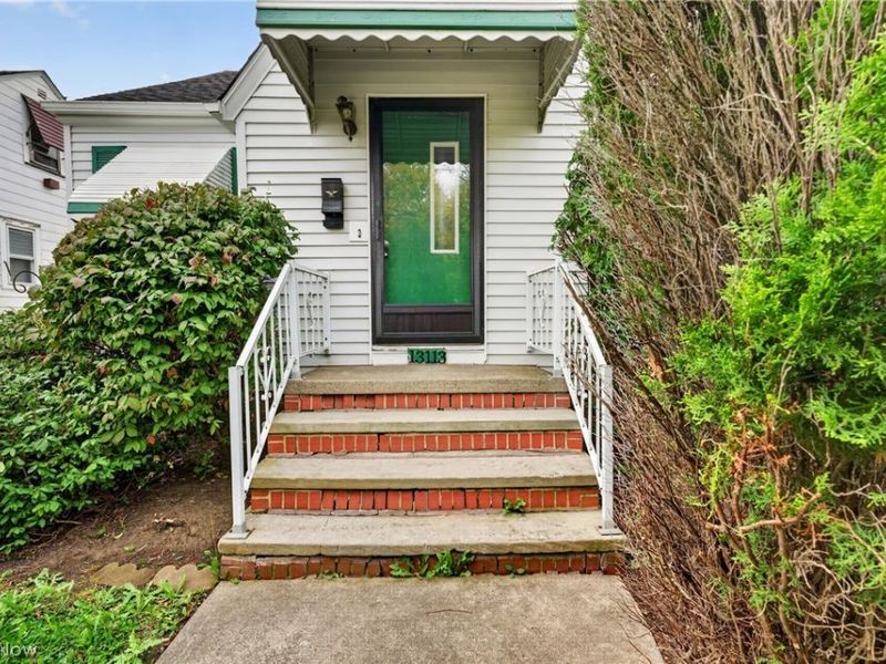 13113 Saint James Avenue, Cleveland, OH 44135 Photo 2
