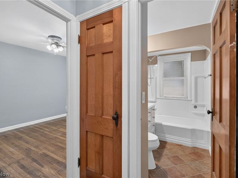13113 Saint James Avenue, Cleveland, OH 44135 Photo 7