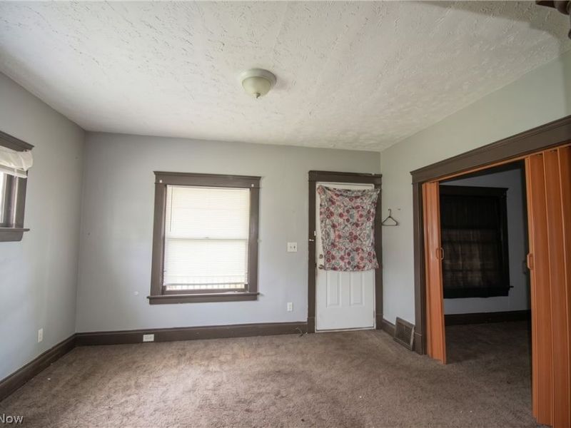 2897 E 111th Street, Cleveland, OH 44104 Photo 3
