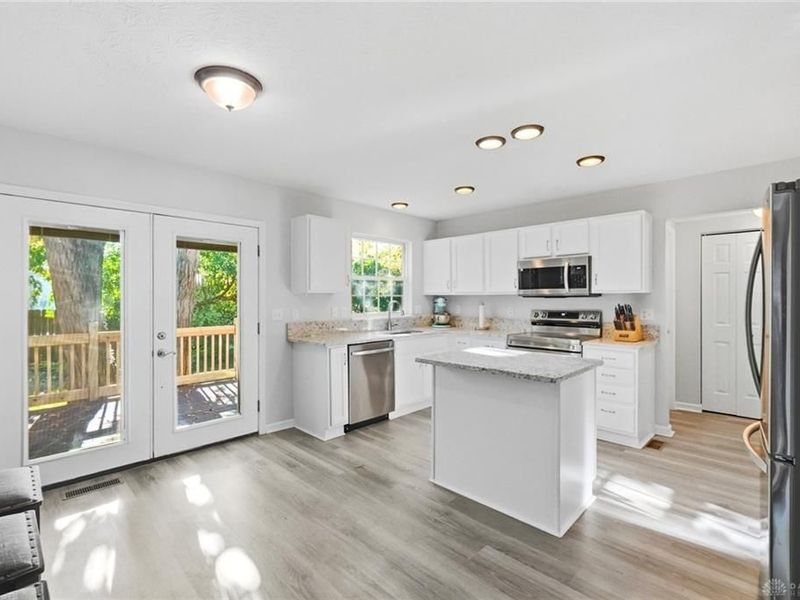 1559 Doddington Road, Kettering, OH 45409 Photo 9