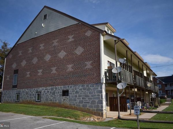 1121 STANLEY AVENUE, Unit 1, CHAMBERSBURG, PA 17201
