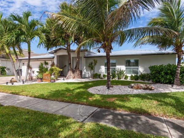 430 PALM ISLAND SE, CLEARWATER BEACH, FL 33767