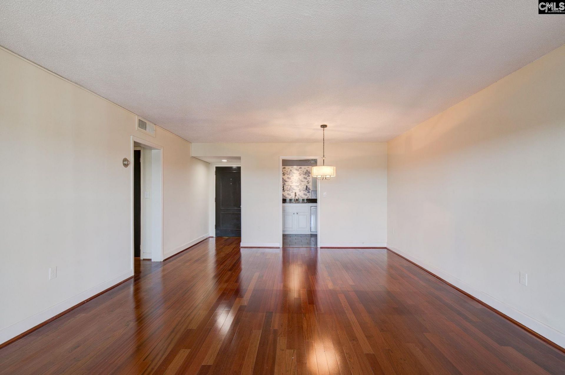 1825 St. Julian Place  Photo 14