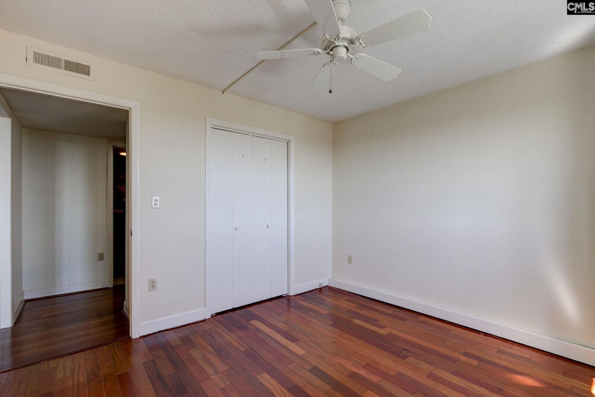 1825 St. Julian Place  Photo 28