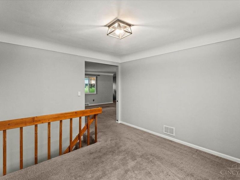 4760 Boomer Road, Green Township, OH 45247 Photo 10