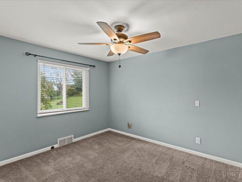 4760 Boomer Road, Green Township, OH 45247 Photo 14
