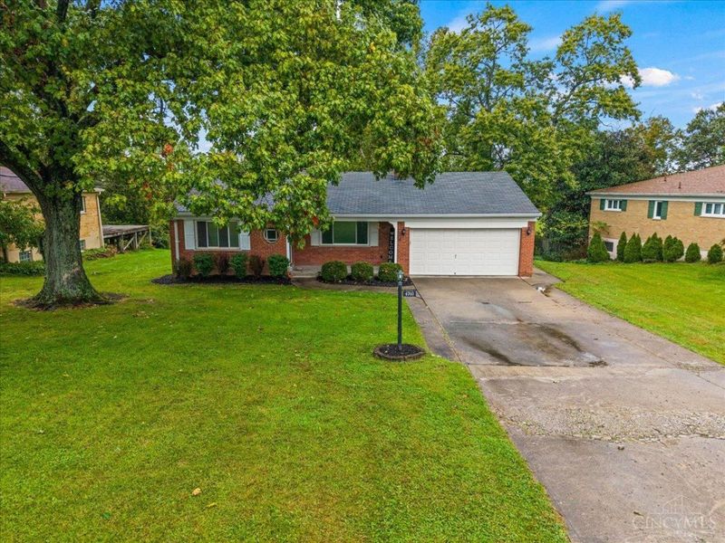 4760 Boomer Road, Green Township, OH 45247 Photo 2