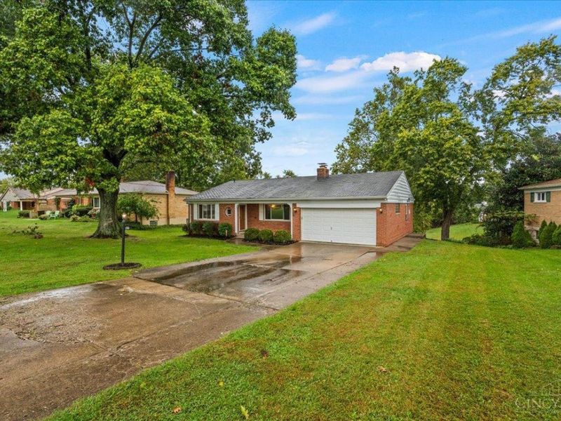 4760 Boomer Road, Green Township, OH 45247 Photo 4