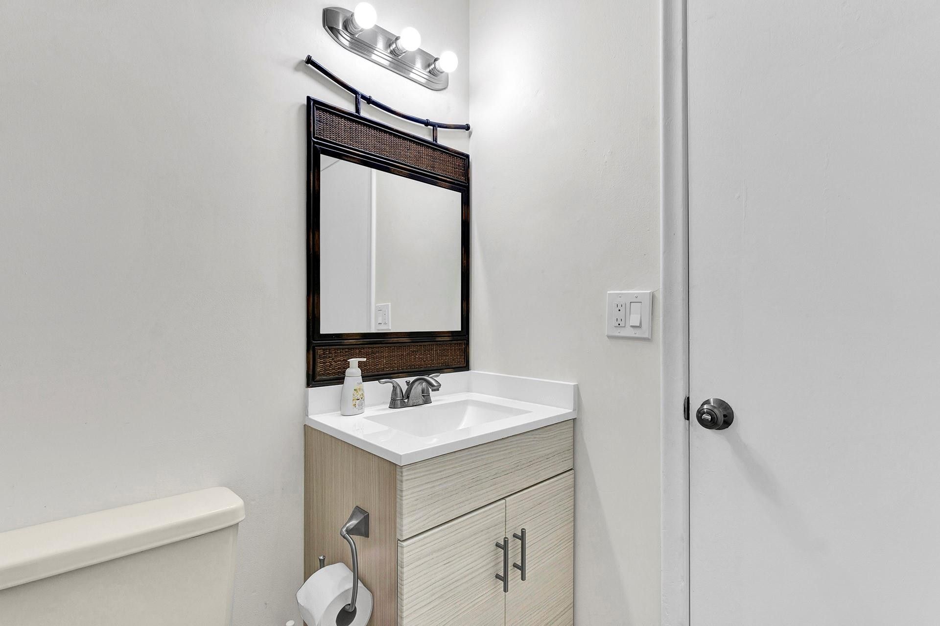 222 SE 1st Circle, Boynton Beach, FL 33435 Photo
